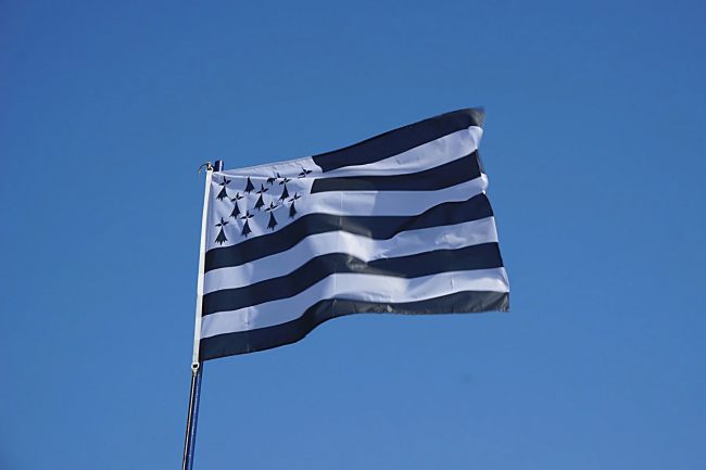 drapeau_breton_bretagne